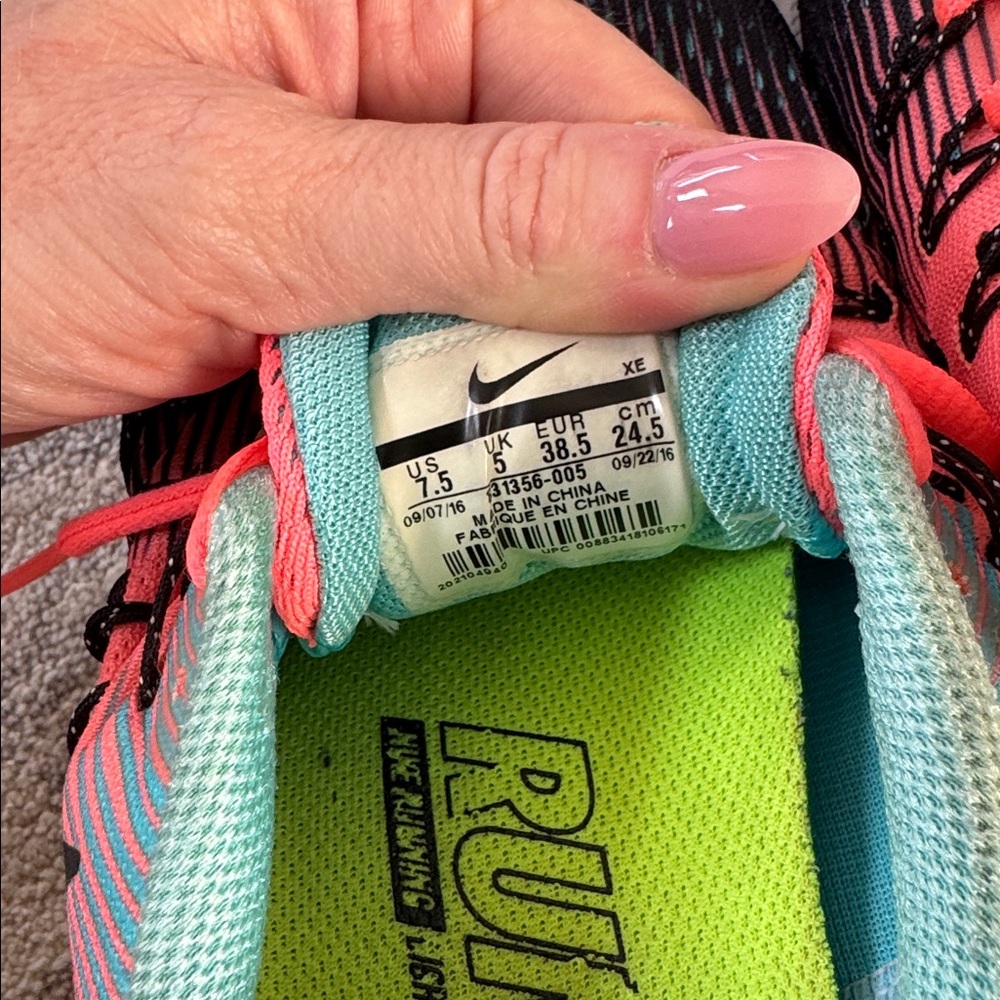 Nike zoom Pegasus 33 Running Shoes women’s 7.5 - Picture 10 of 10